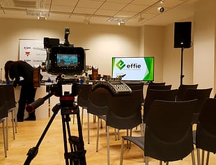 camara-de-grabacion cámara de grabación en rueda de prensa