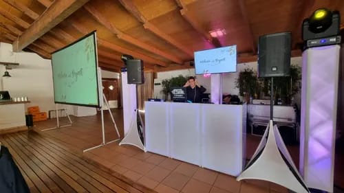 empresa-de-audiovisuales-para-bodas-pantallas Pantallas para bodas en Alicante