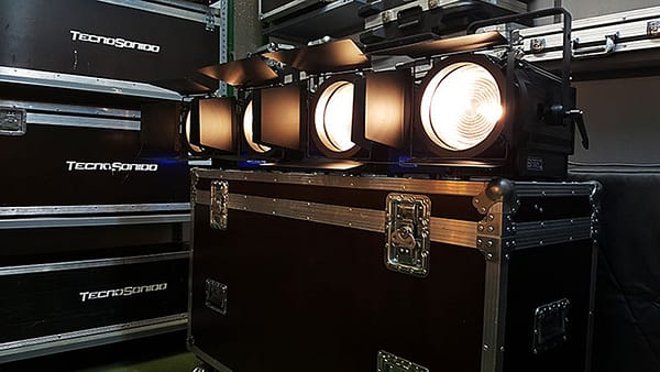 focos-fresnel-led iluminación de bajo consumo